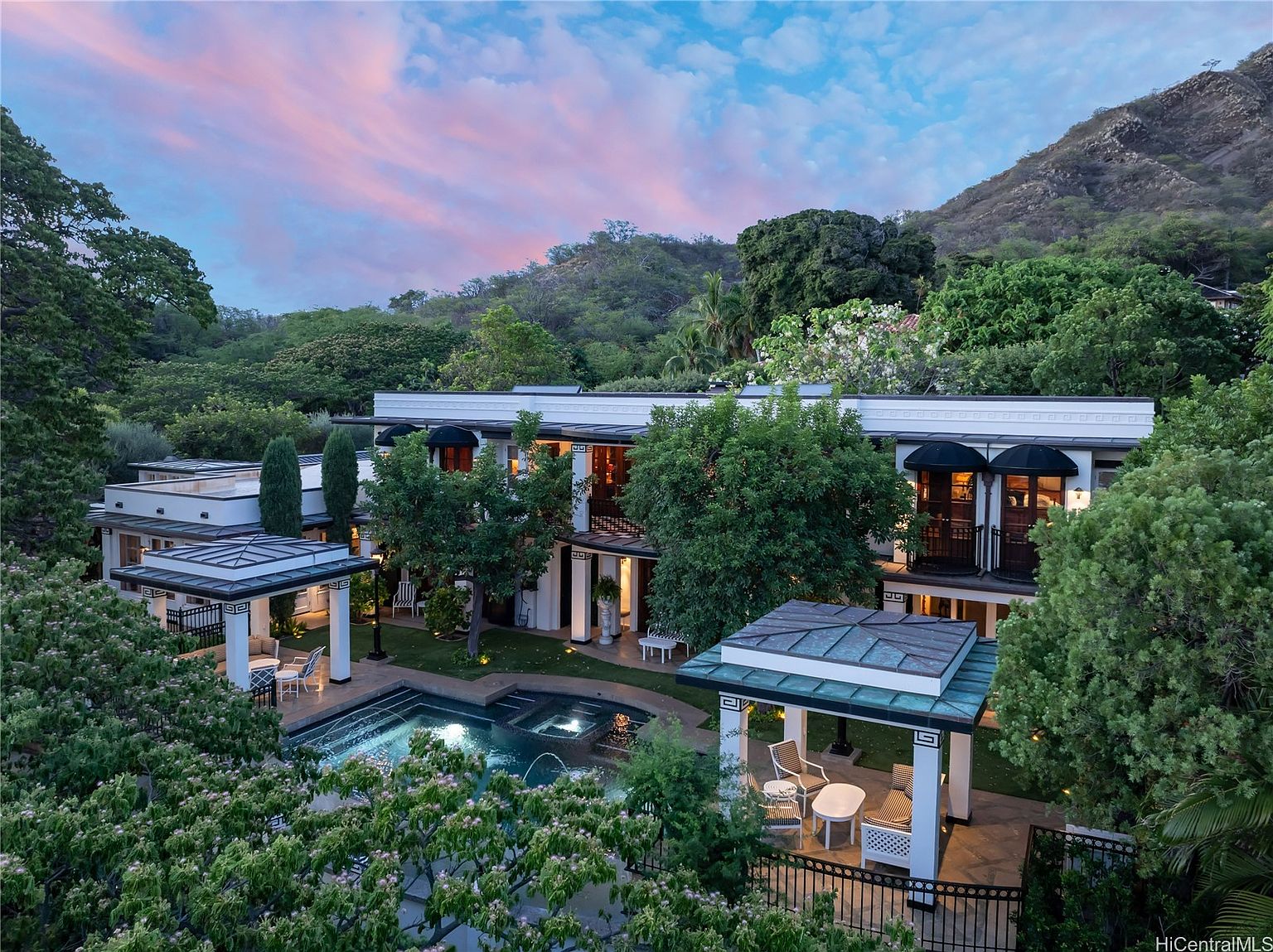 Diamond Head's Premier Botanical Estate with Ocean Views