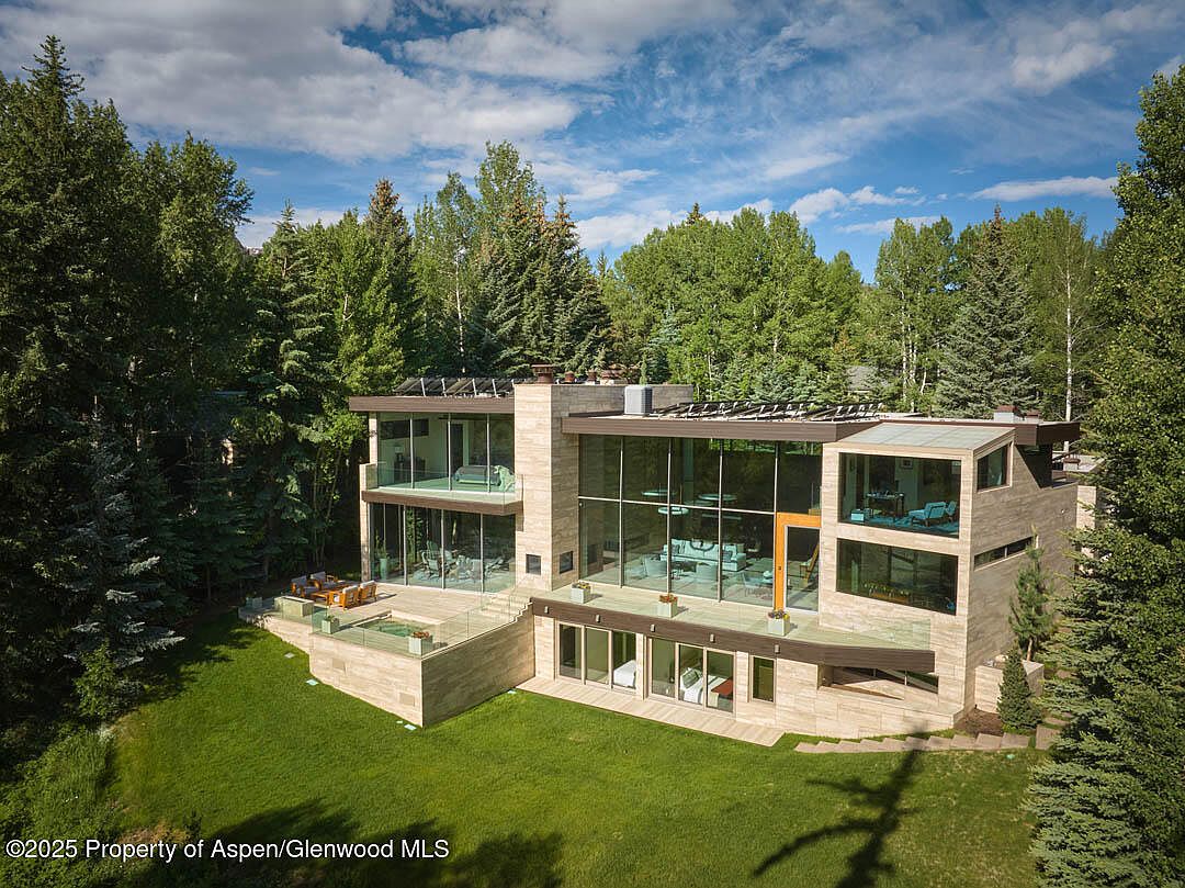 Contemporary Masterpiece Overlooking Hallam Lake in Aspen's West End