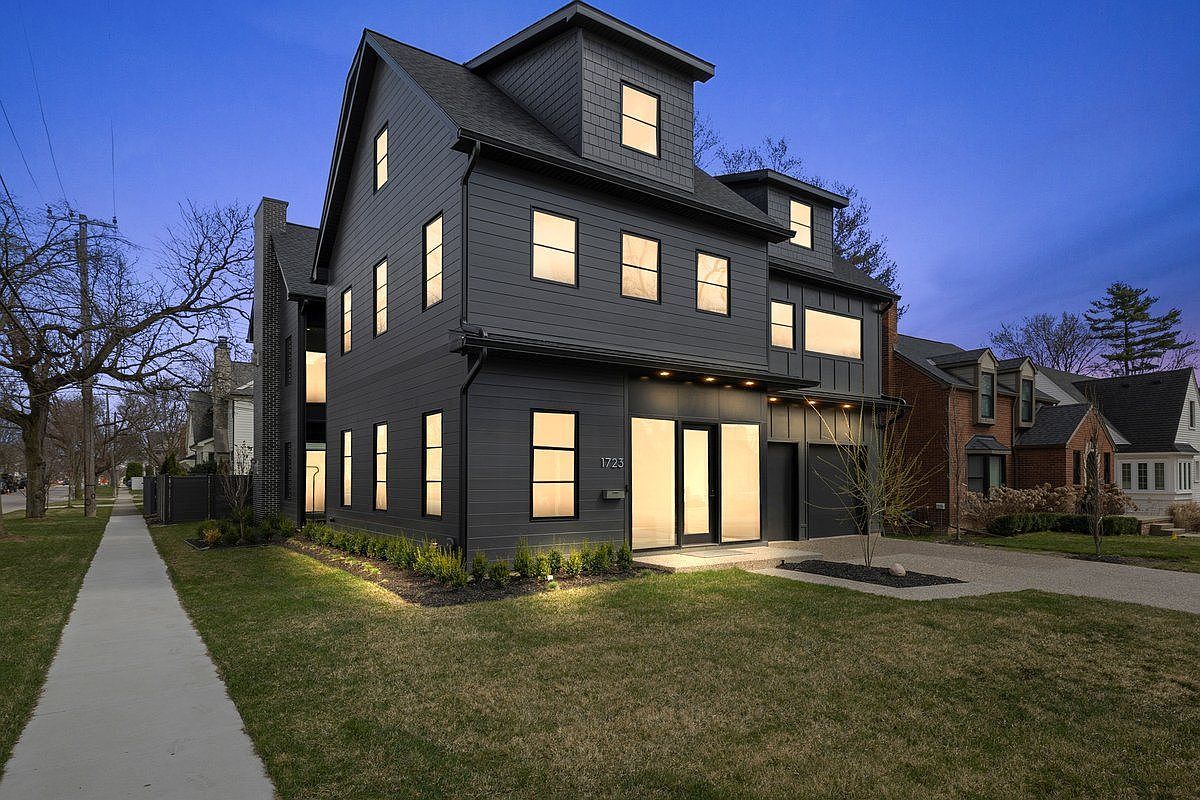 Architectural Masterpiece on Prestigious Birmingham Boulevard