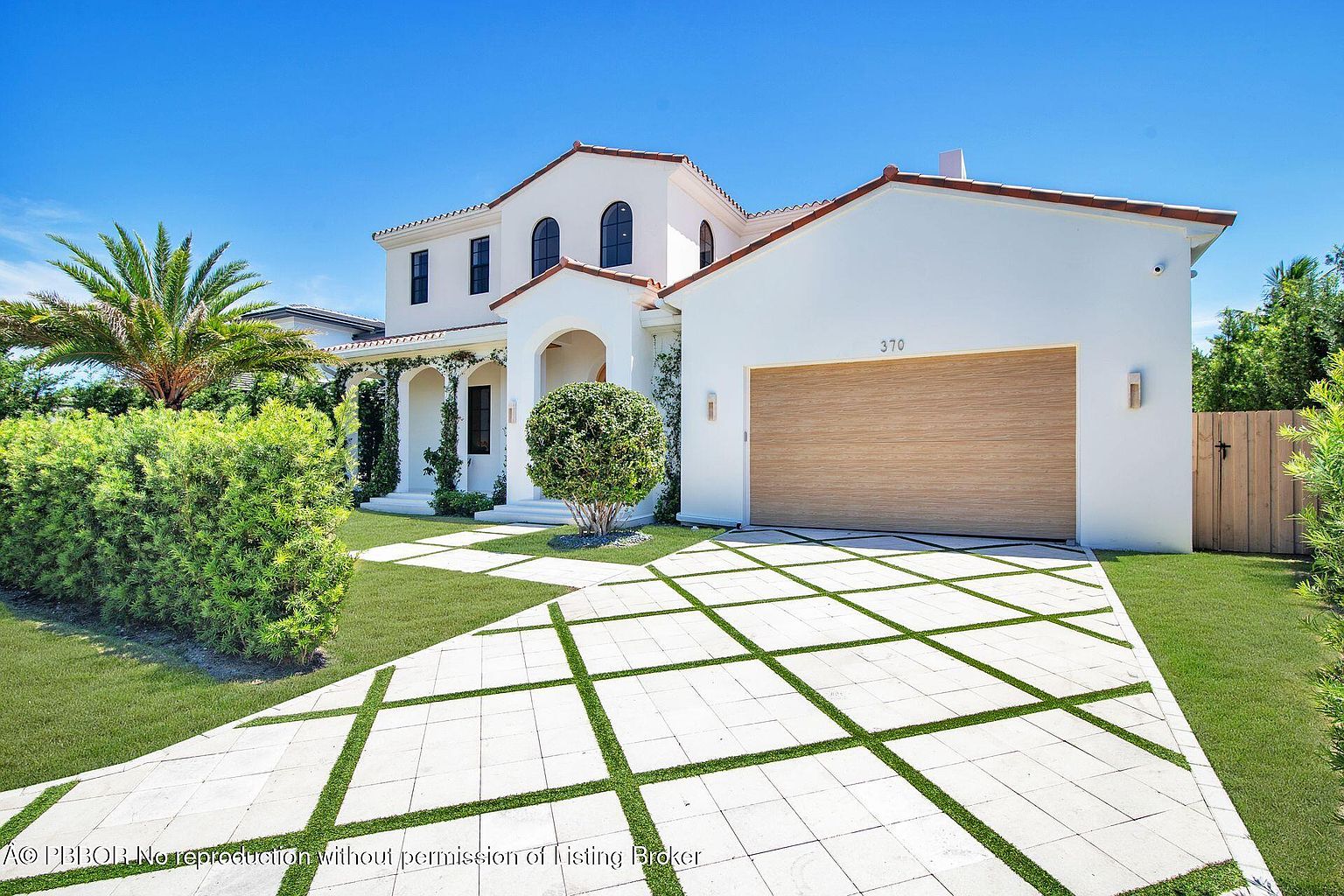 Modern Mediterranean Sanctuary on Prestigious Ellamar Road