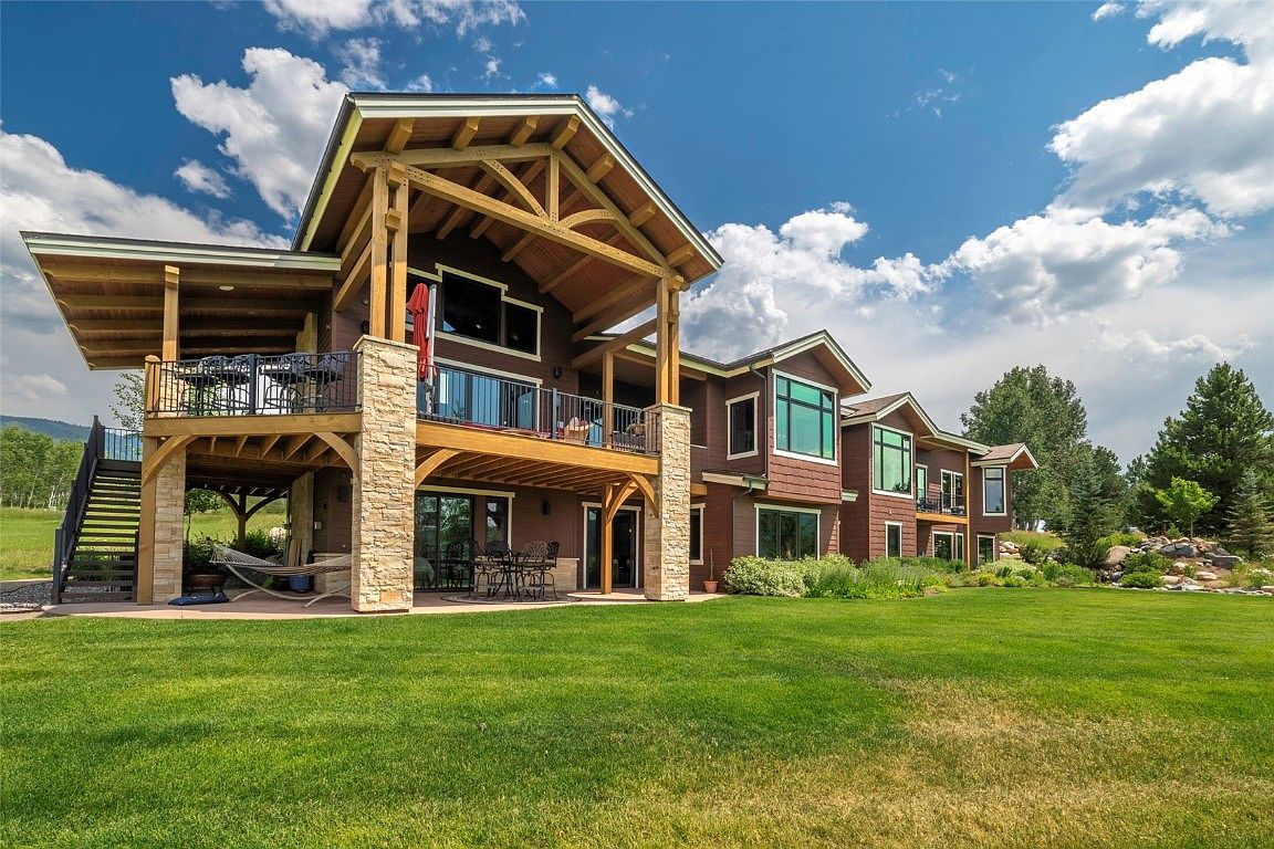 Exceptional Custom Estate in Fish Creek Meadows