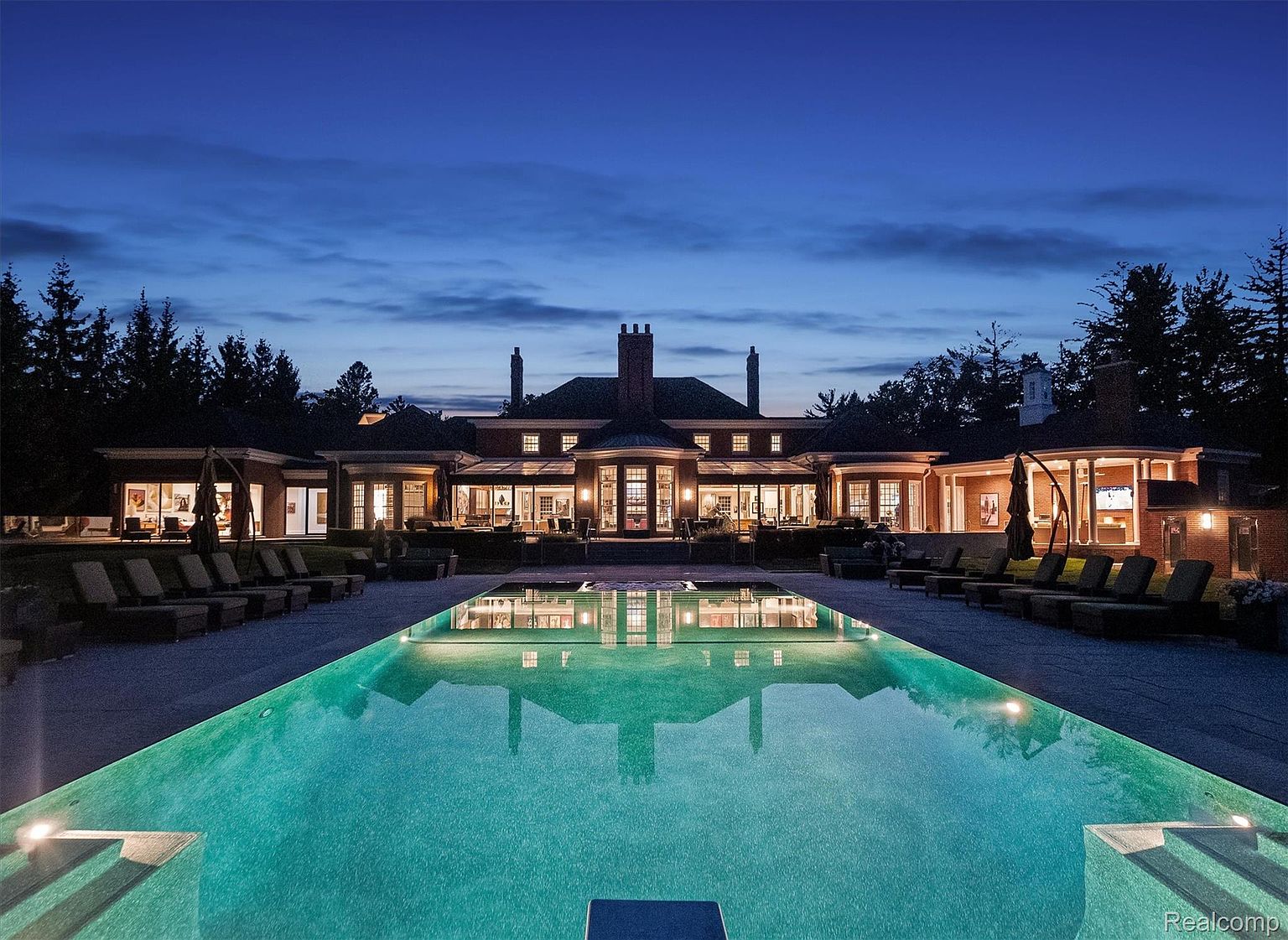 Unparalleled Resort-Caliber Bloomfield Hills Sanctuary
