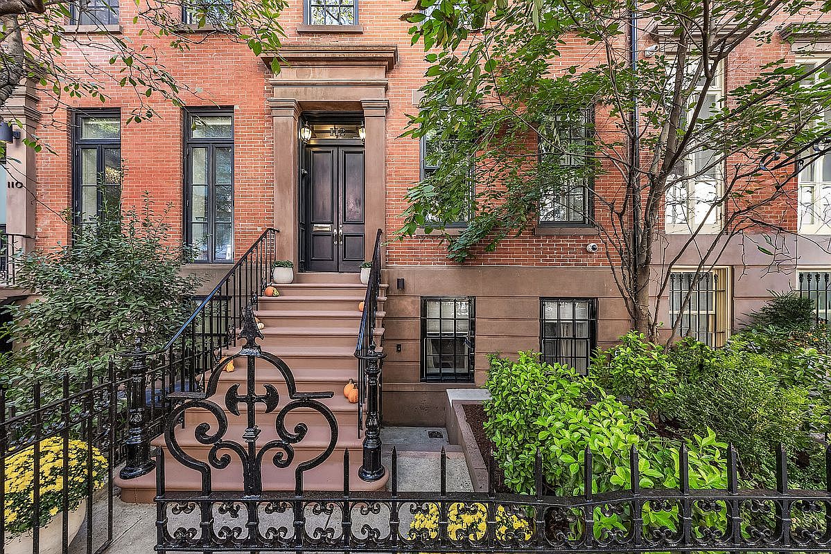 Historic Greek Revival Townhouse with Private Garden Sanctuary