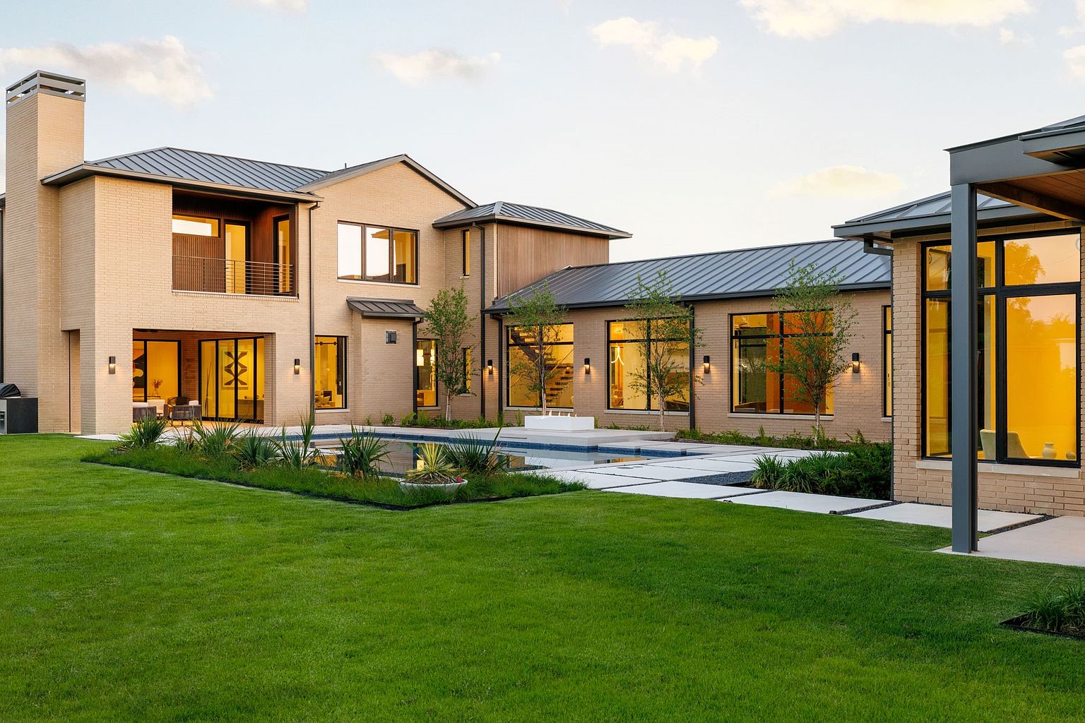 Contemporary Masterpiece in Prestigious Preston Hollow