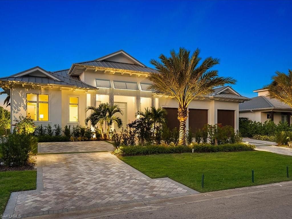 Architectural Masterpiece Meets Coastal Sophistication on Binnacle Drive