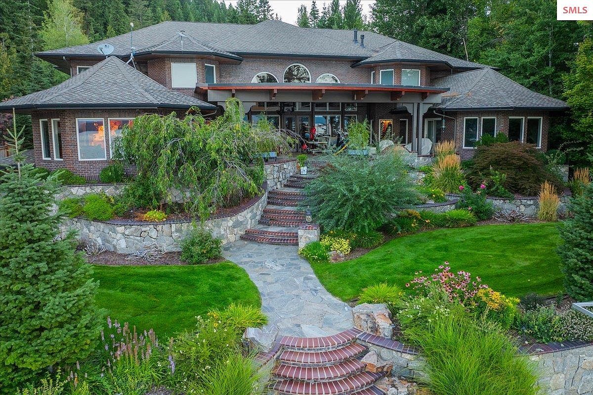 Oden Bay's Premier Sandy Beach Estate with Private Spa Sanctuary