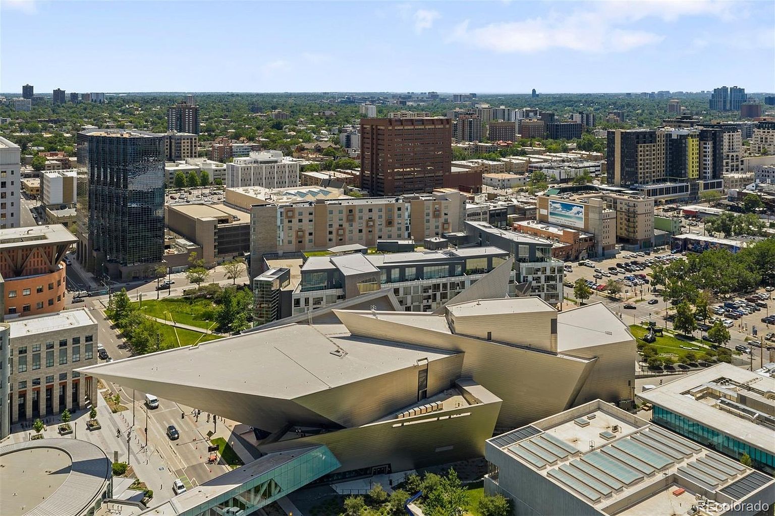 Libeskind-Designed Penthouse with Panoramic Mountain Views