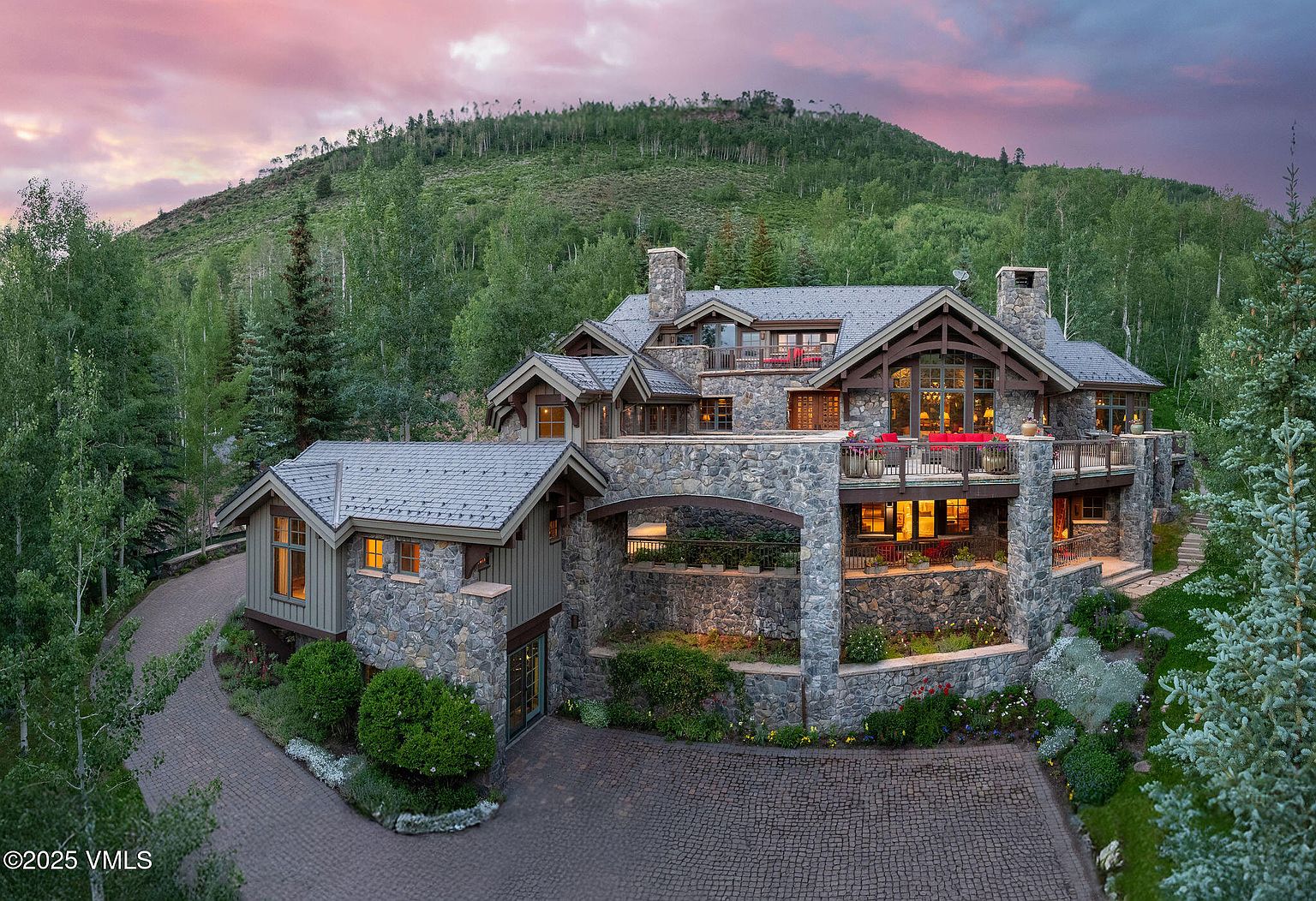 Highland Grandeur Meets Alpine Sophistication in Vail