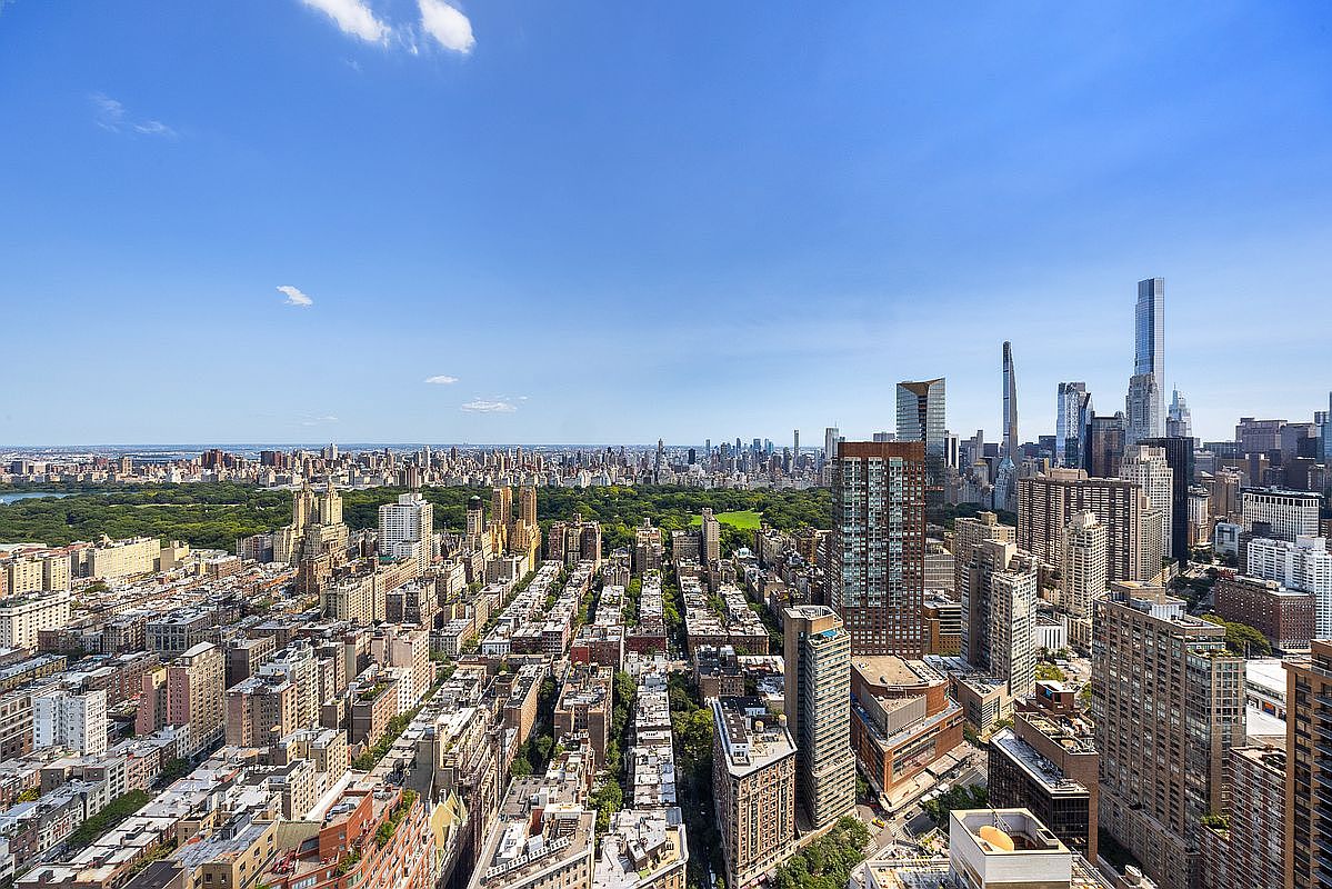 Two Floors of Sky, Central Park at Your Feet