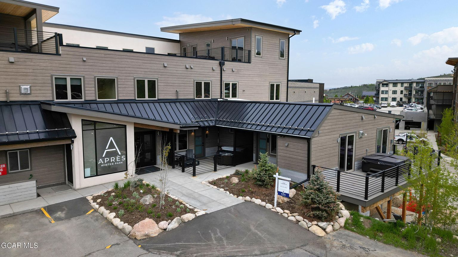 Contemporary Alpine Sanctuary at Après Winter Park