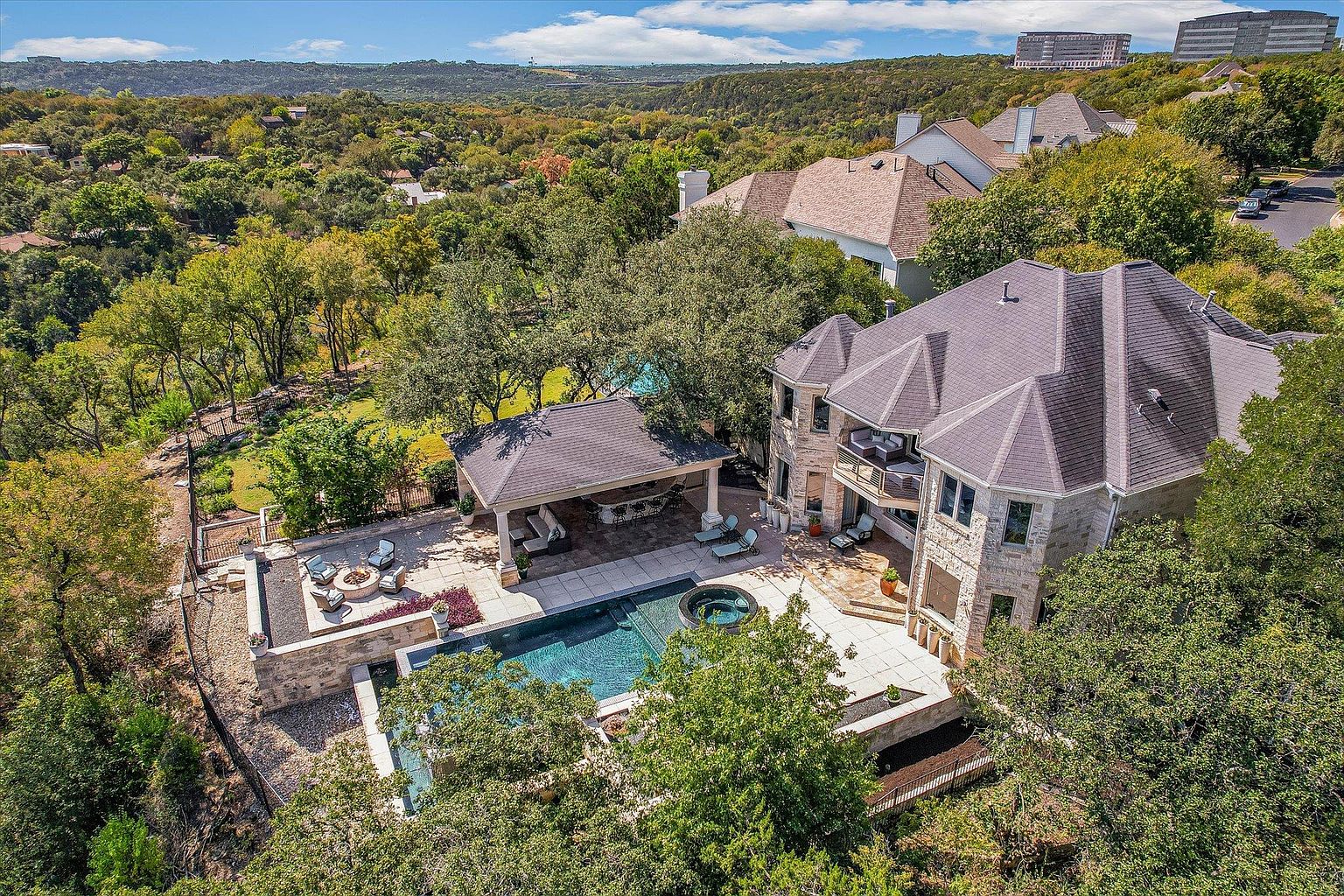 Austin Skyline Estate with Infinity Pool and Greenbelt Access