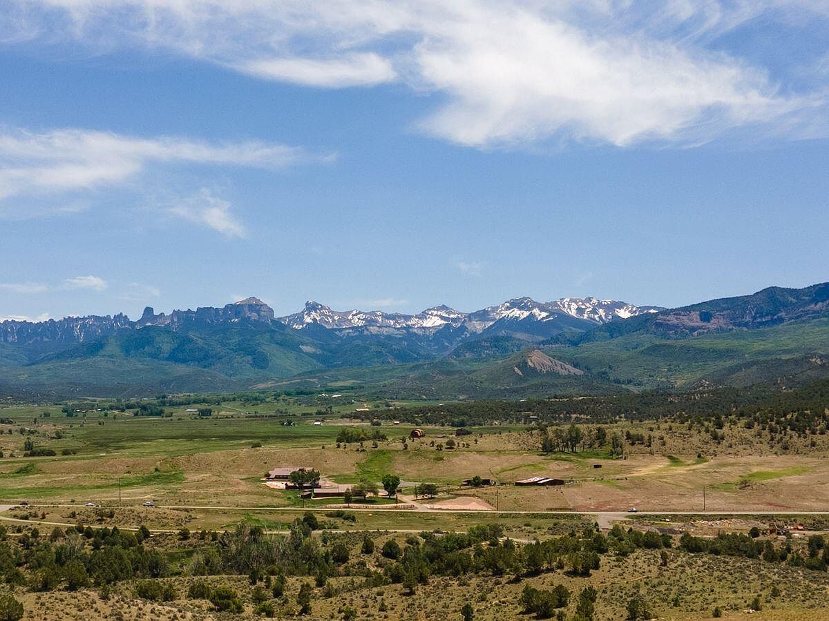 Custom Mountain Modern Sanctuary with San Juan Views