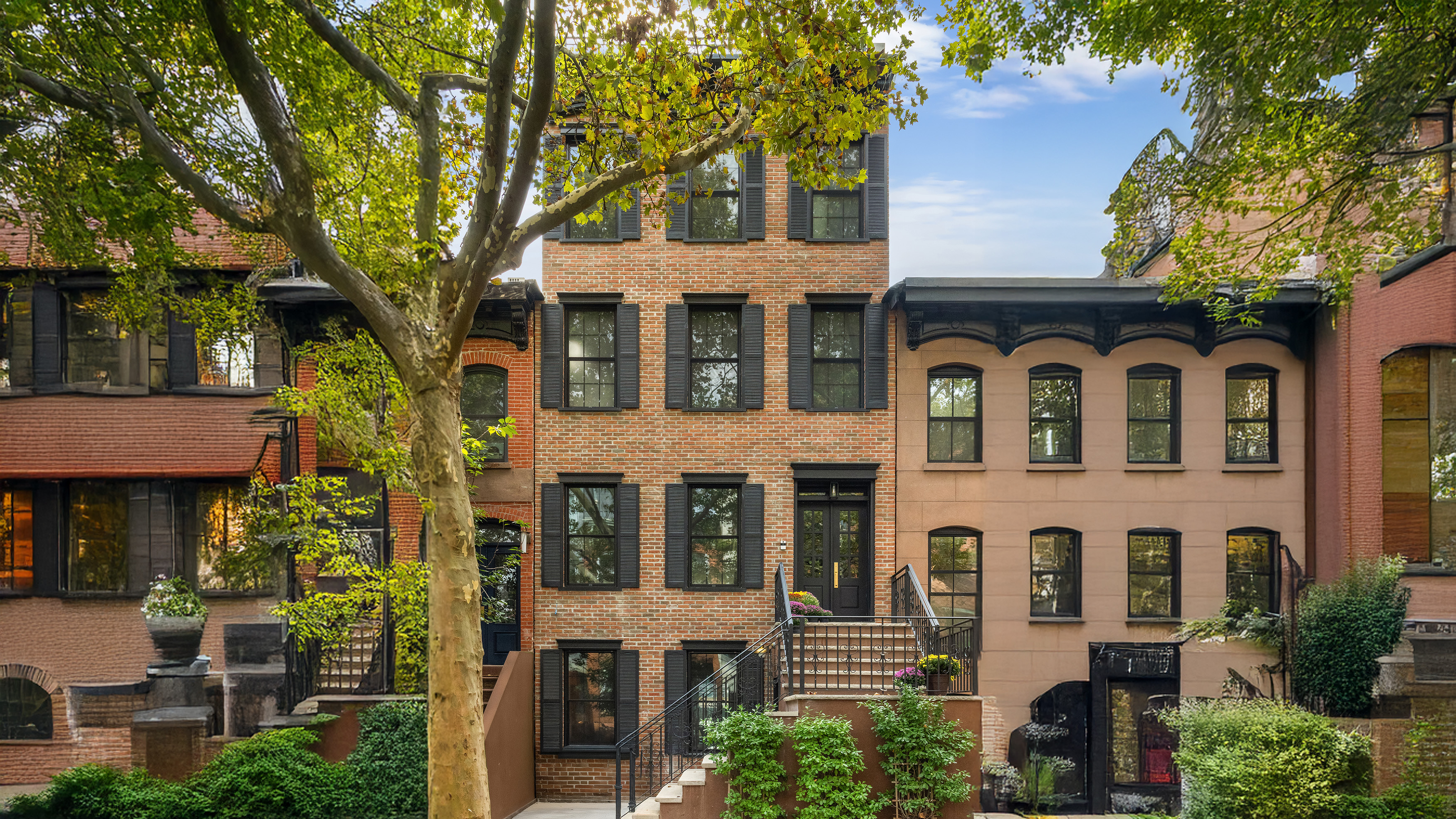 Sophisticated Brooklyn Townhouse Where Boerum Hill Meets Carroll Gardens