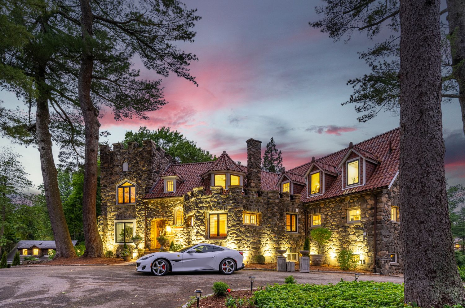 Chadeline: A Storied English Manor Reimagined for Modern Life