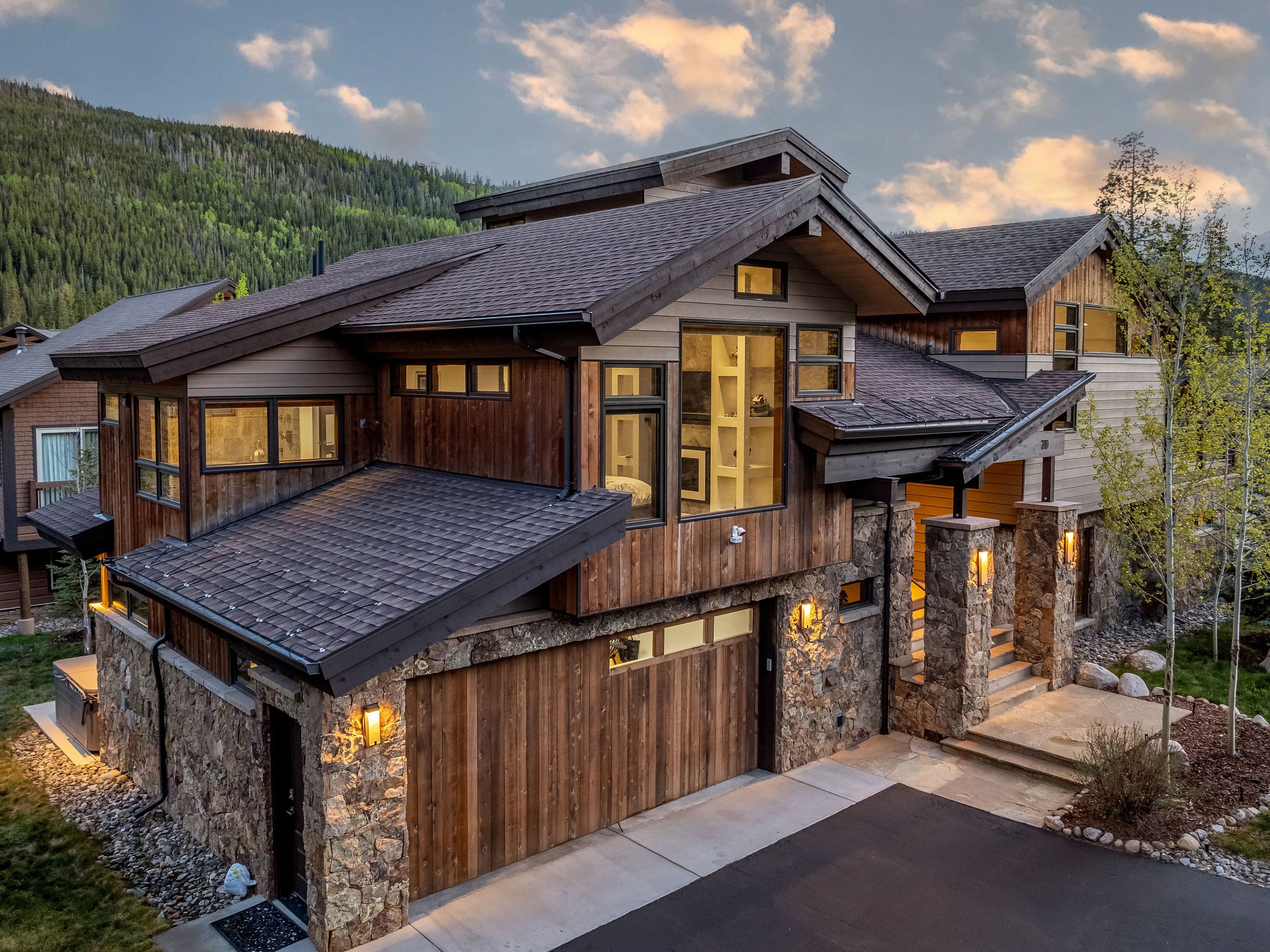 Exceptional Keystone Luxury Near River Run Village