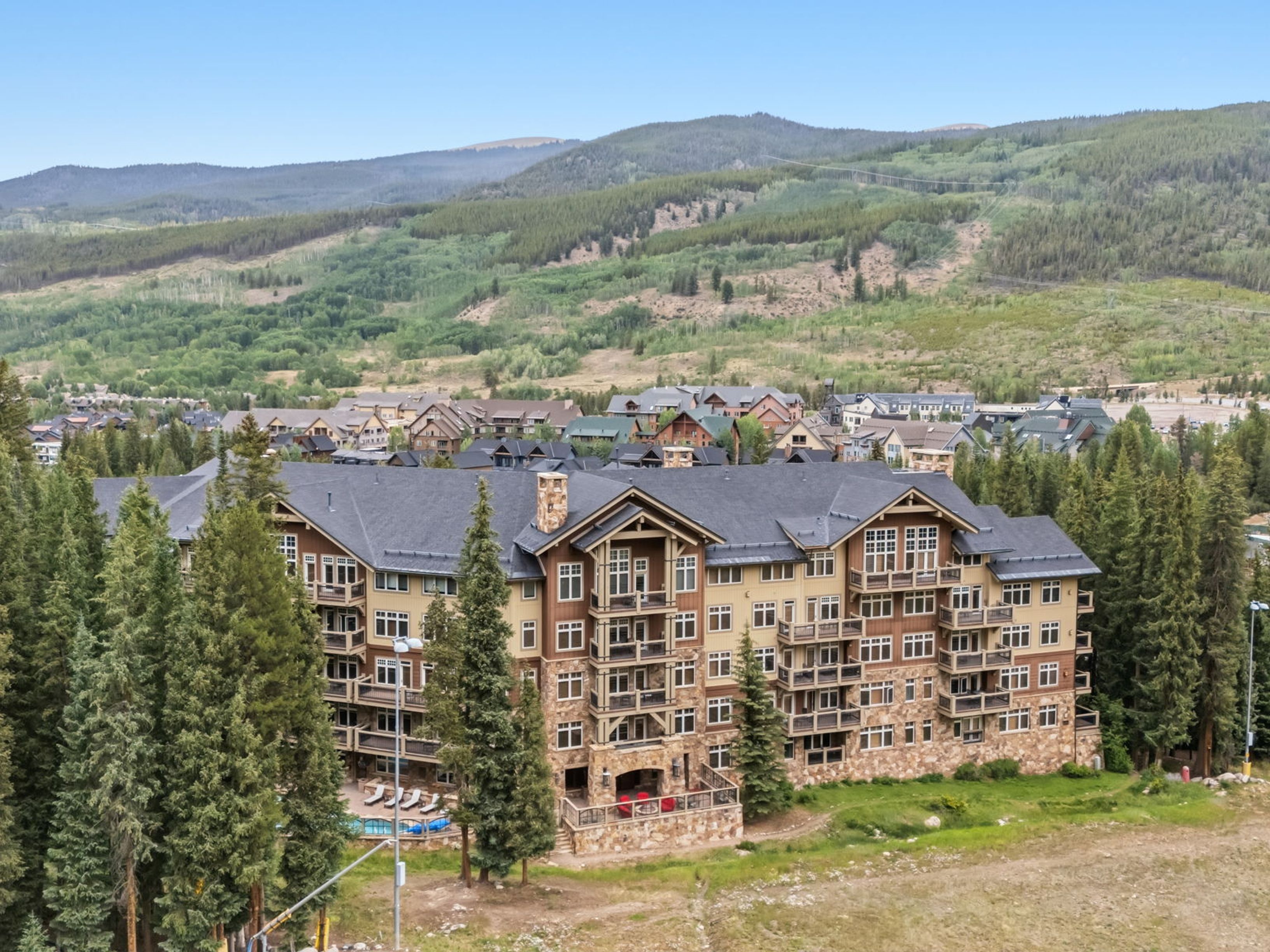 Slope-Side Sanctuary Where Keystone's Mountain Runs Begin