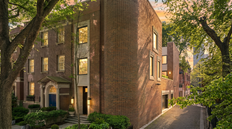 An Art Deco Masterpiece at the Crown of Astor Street
