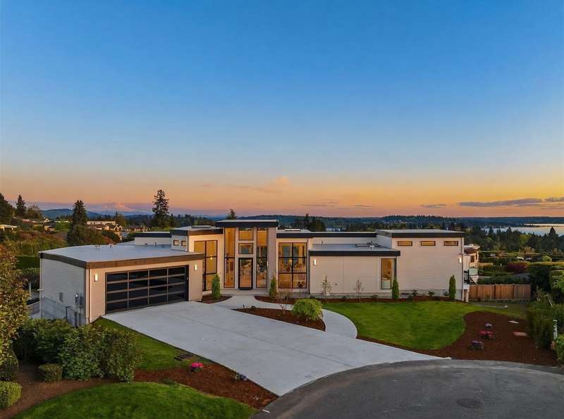 270° Panoramic Views Crown Clyde Hill's Finest Contemporary Estate