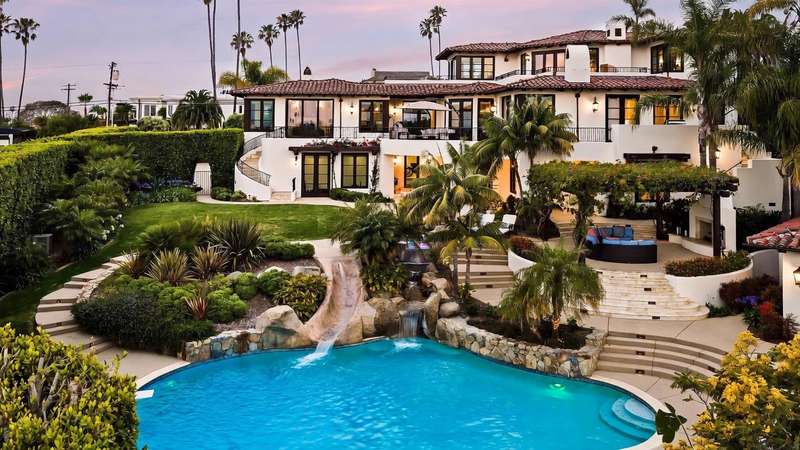 Panoramic Ocean Estate Reimagined Above the La Jolla Coastline
