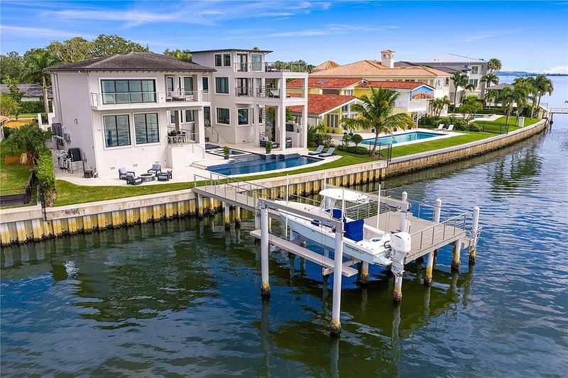 Davis Island's Premier Waterfront Estate with Private Bay Access