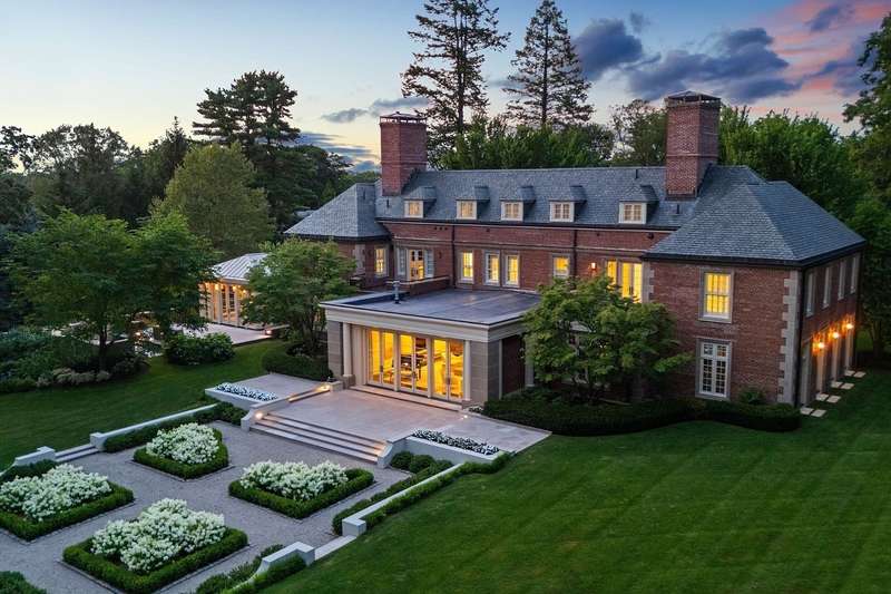 Paine Estate: A Georgian Revival Masterpiece in Chestnut Hill