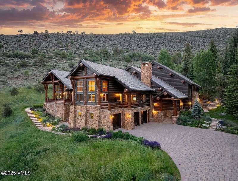 Waterfront Estate on 37 Acres
