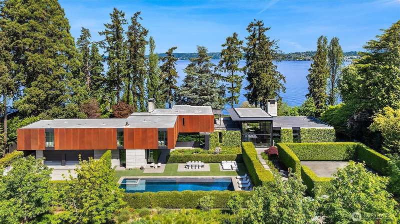 Tom Kundig's Triptych: Architectural Masterpiece on Lake Washington