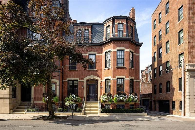 Prestigious Back Bay Brownstone Masterpiece