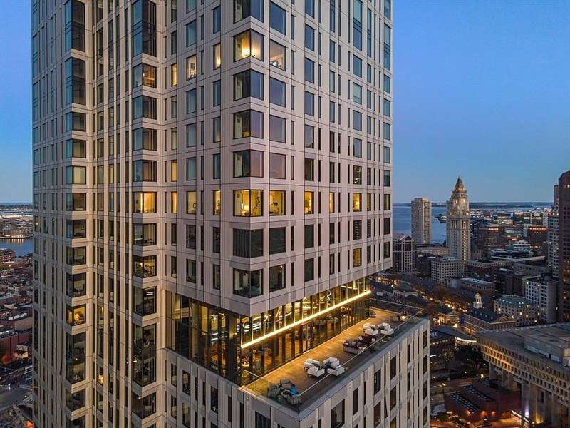 Elevated Corner Sanctuary Above Historic Boston