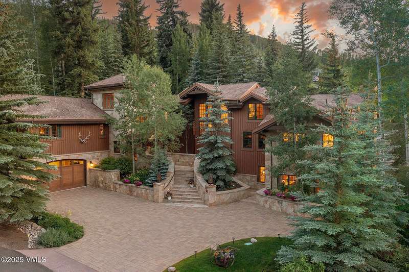Ski-In Mountain Sanctuary by Kyle Webb