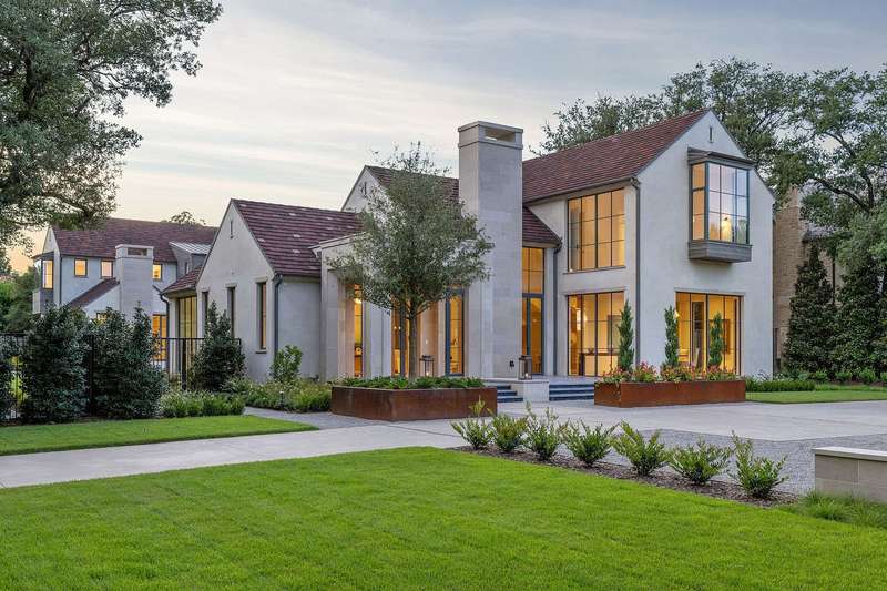 Architectural Masterpiece in University Park's Prestigious Volk Estates