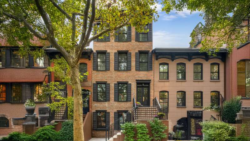 Sophisticated Brooklyn Townhouse Where Boerum Hill Meets Carroll Gardens