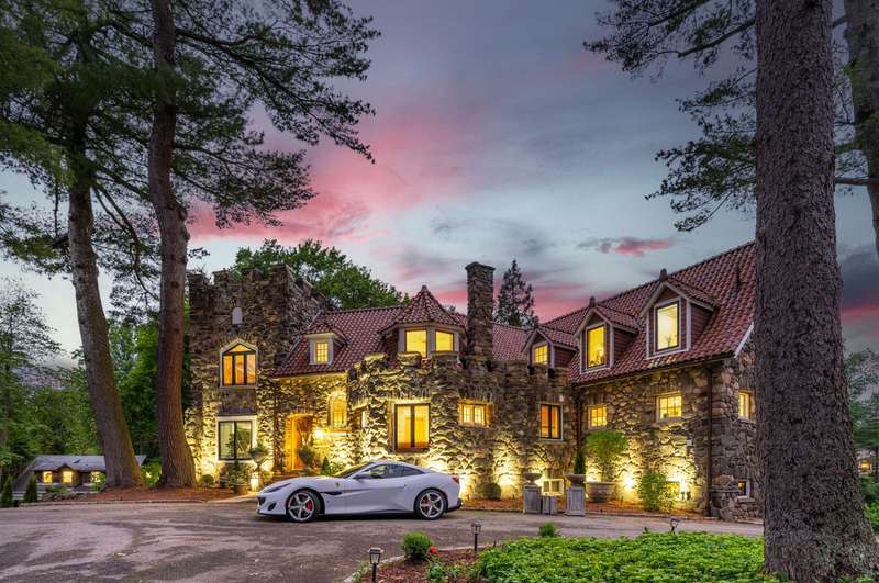Chadeline: A Storied English Manor Reimagined for Modern Life